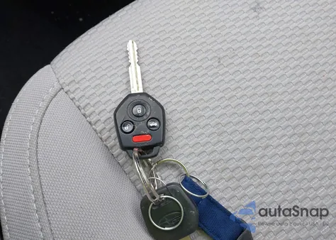 2015 Subaru Forester 2.5I Premium z USA, uszkodzony, nr VIN JF2SJADC4FH818407